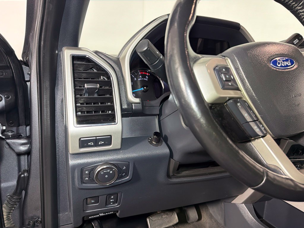 Used 2022 Ford F250 Lariat w/ Tremor Off-Road Package AWD/4WD image 14