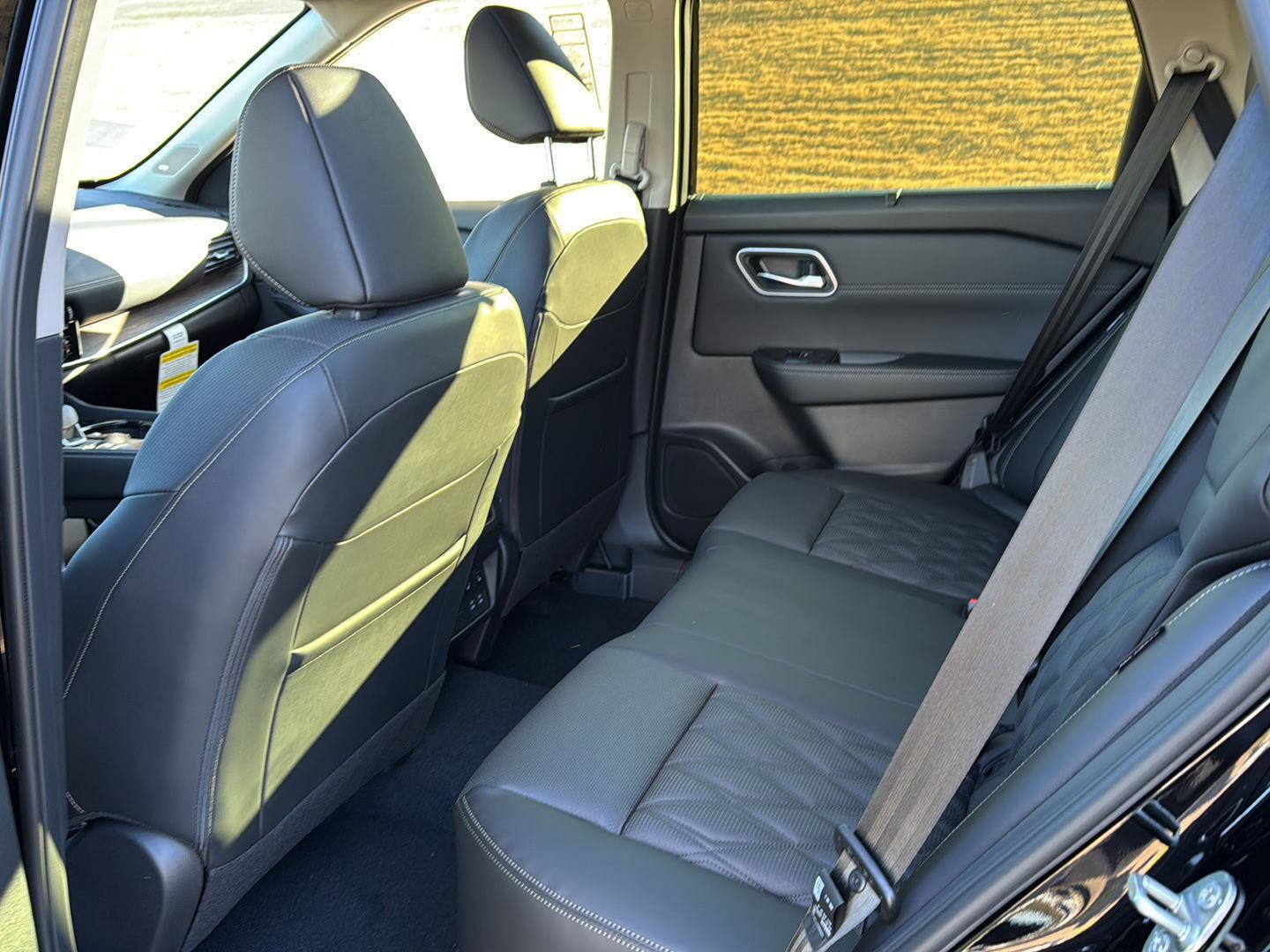 New 2026 Nissan Rogue Platinum w/ Platinum Premium Package image 9