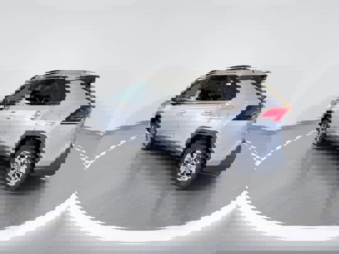 Used 2024 Toyota RAV4 XLE image 6