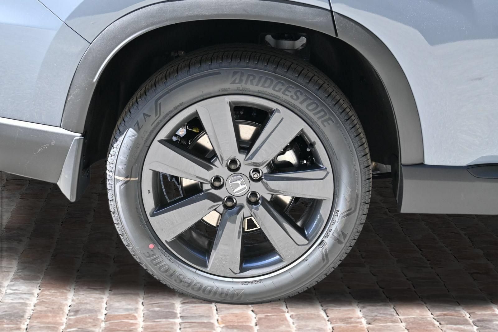 New 2026 Honda Pilot Sport image 42