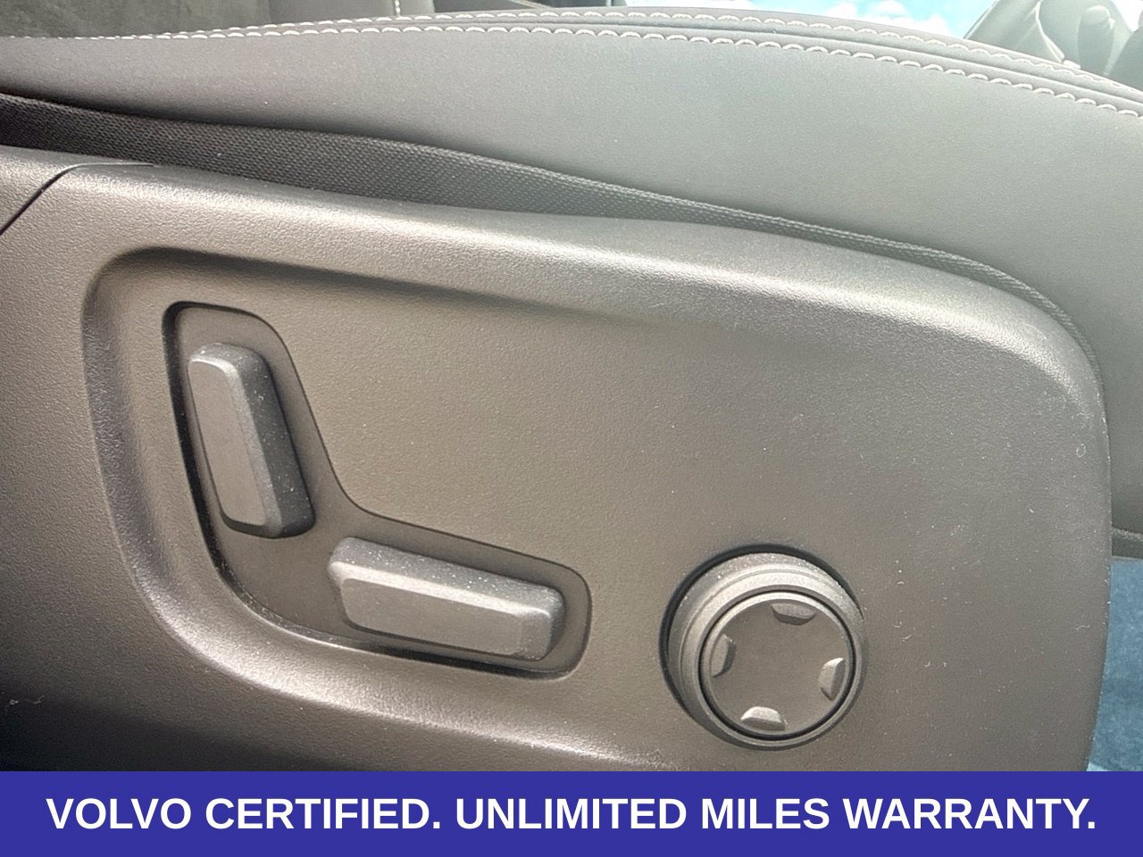 Certified 2023 Volvo C40 P8 Recharge Ultimate AWD/4WD image 25