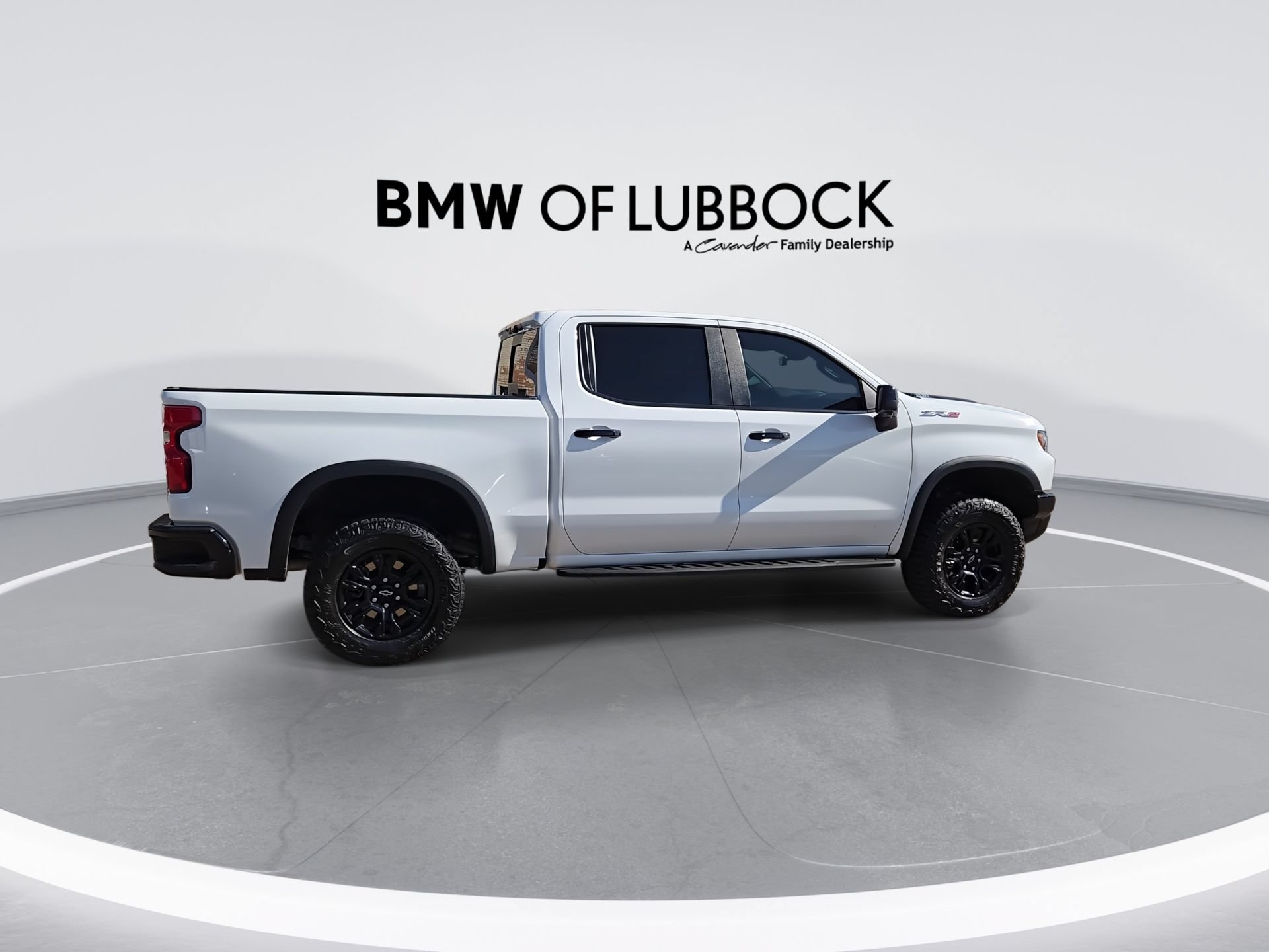 Used 2024 Chevrolet Silverado 1500 ZR2 w/ Technology Package AWD/4WD image 9