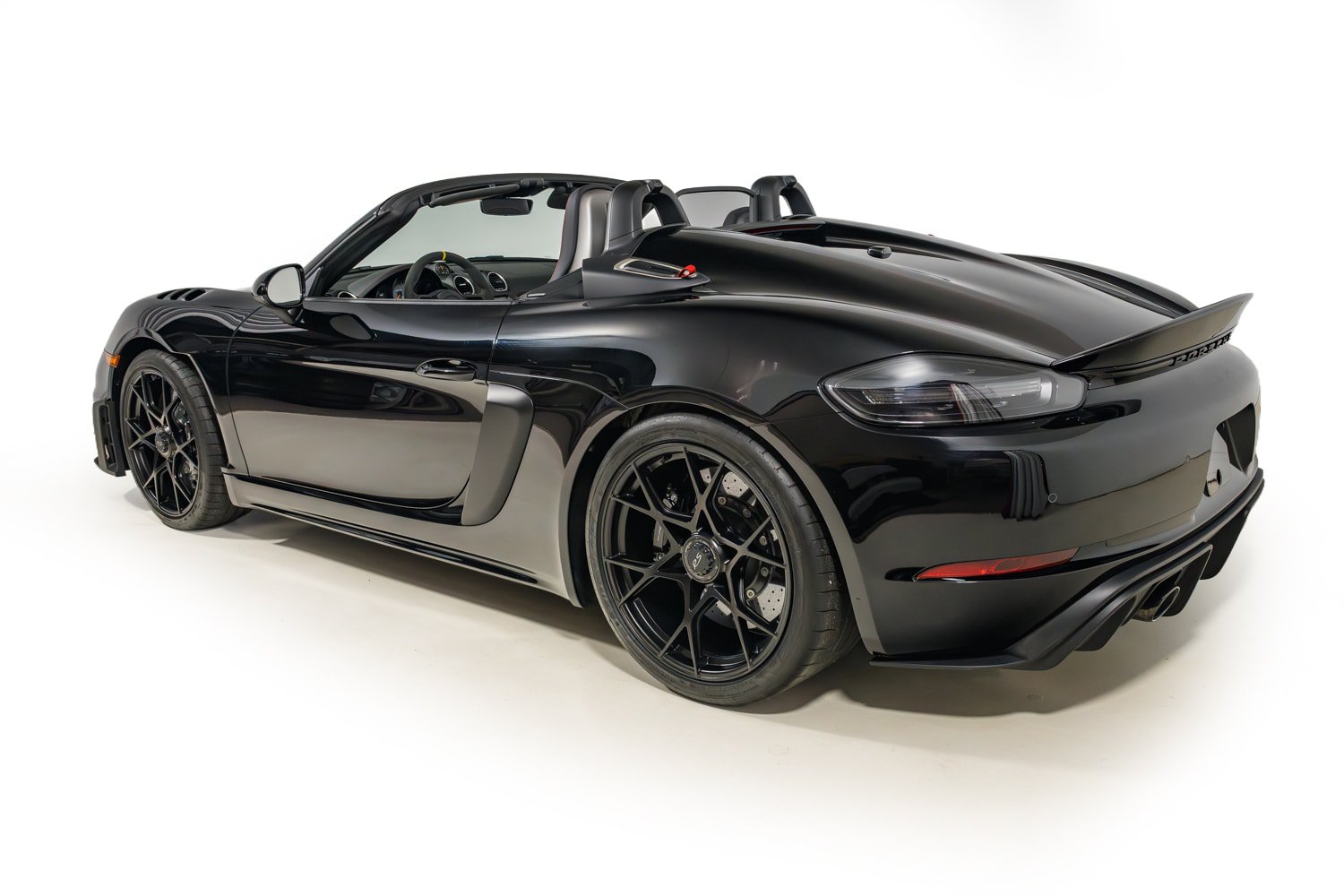 Used 2024 Porsche 718 Boxster Spyder RS w/ Light Design Package RWD image 4