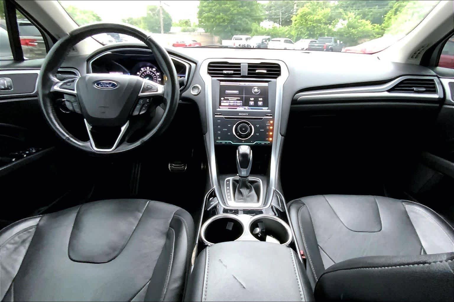 Used 2014 Ford Fusion Titanium FWD image 15