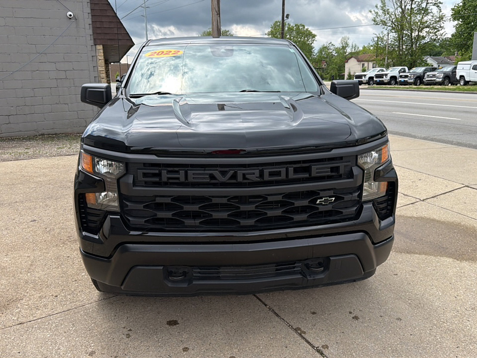 Used 2022 Chevrolet Silverado 1500 W/T w/ WT Value Package AWD/4WD image 2