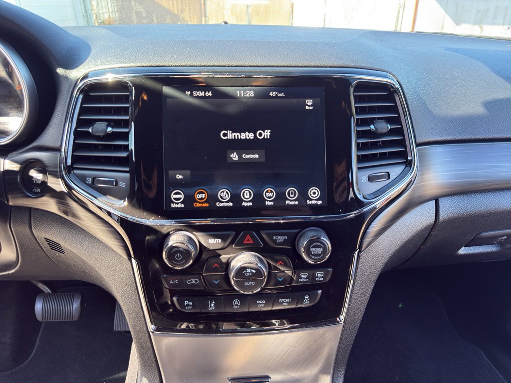 Used 2021 Jeep Grand Cherokee Laredo X image 20