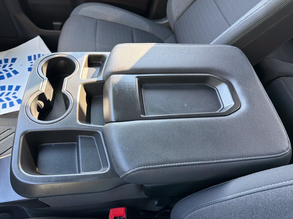 Used 2022 Chevrolet Silverado 1500 Custom w/ LPO, Dark Essentials Package AWD/4WD image 27