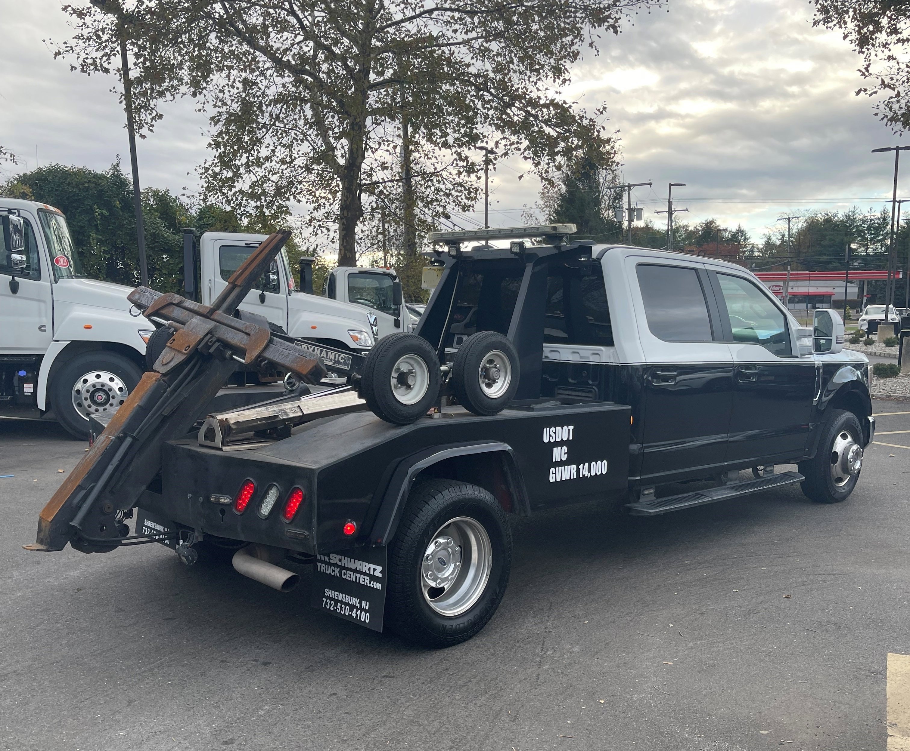 Used 2020 Ford F350 XL w/ Power Equipment Group image 3