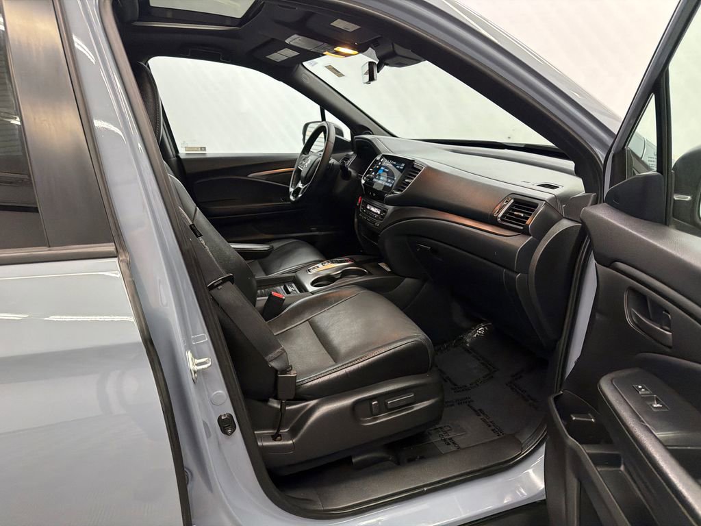 Used 2023 Honda Passport EX-L image 15