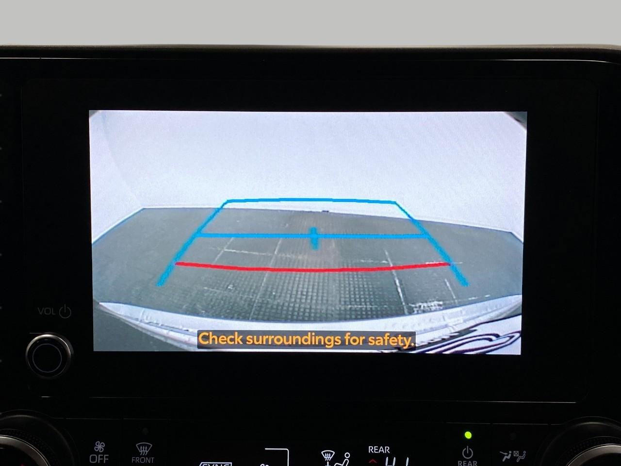 Used 2023 Toyota Highlander L image 22