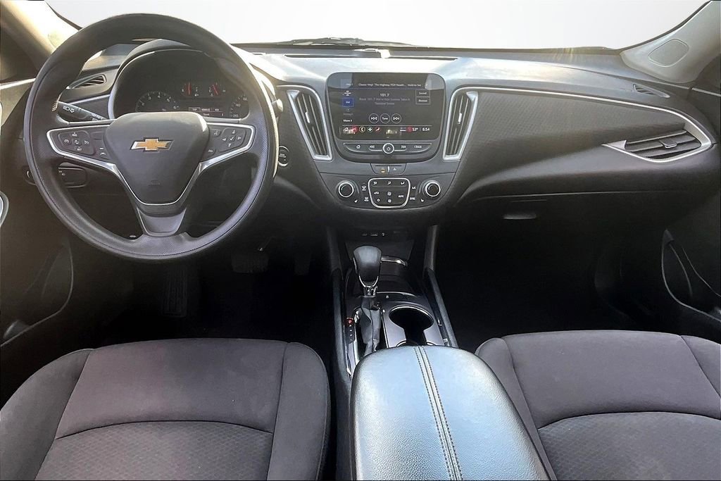 Used 2023 Chevrolet Malibu LT image 7