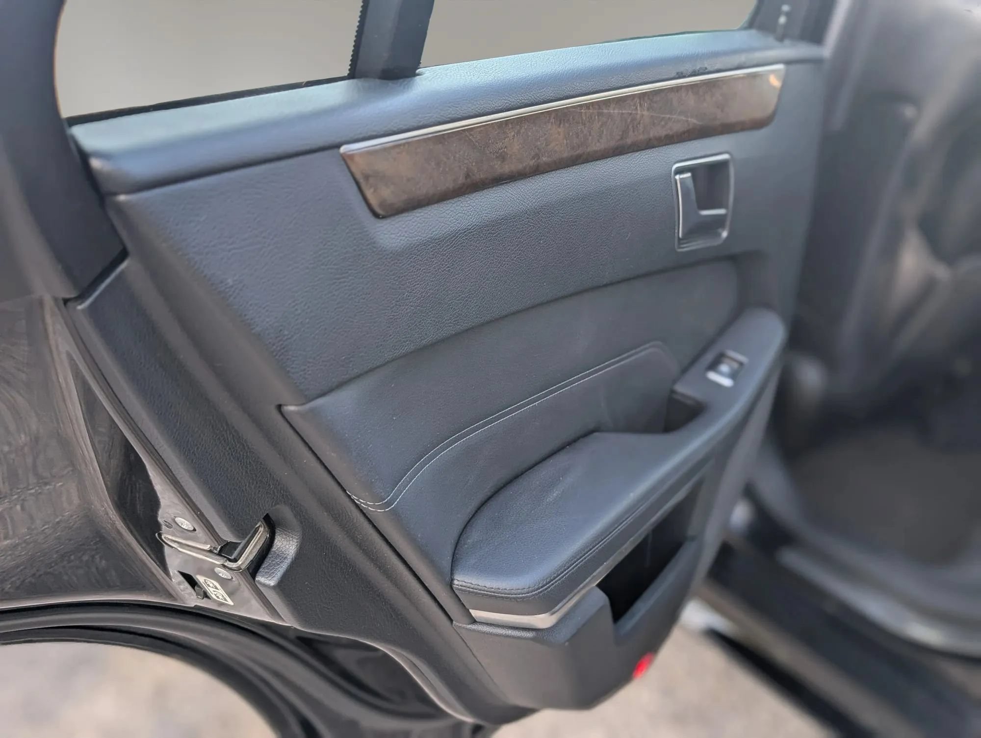 Used 2014 Mercedes-Benz E 350 Sedan image 14