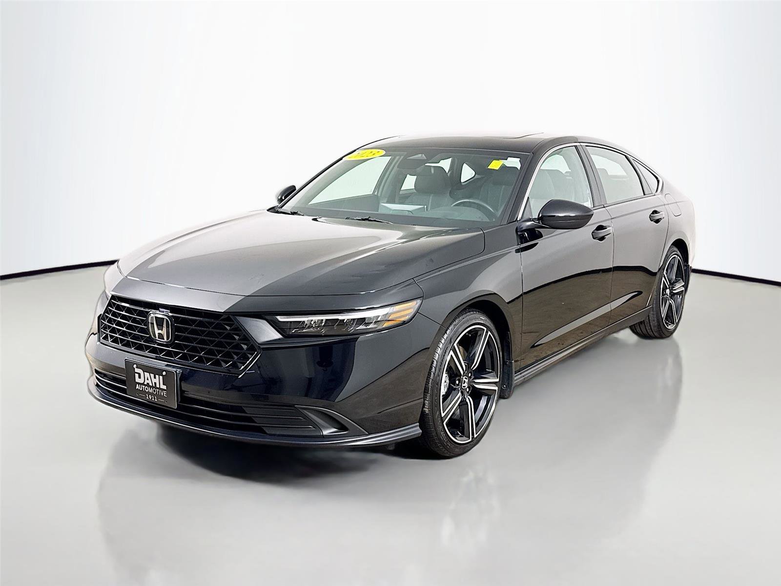 Certified 2023 Honda Accord Sport image 4