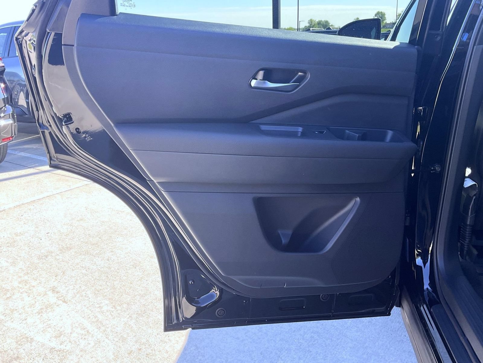 New 2026 Nissan Pathfinder SL AWD/4WD image 18