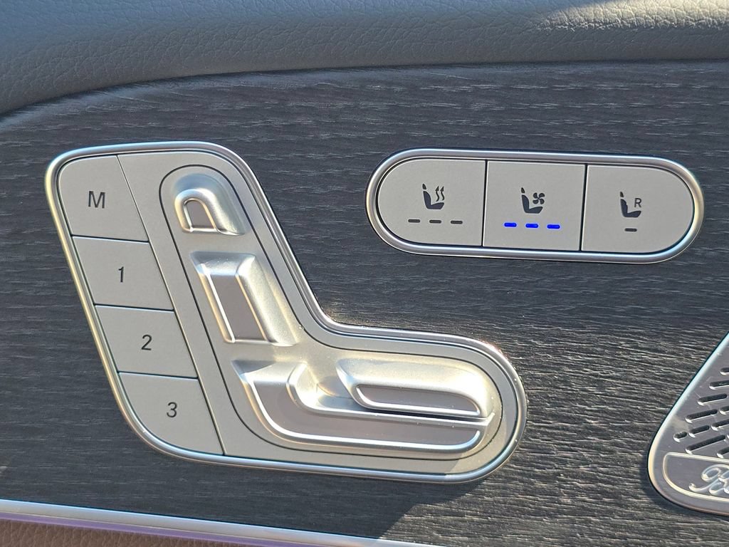 New 2026 Mercedes-Benz GLS 450 4MATIC image 5