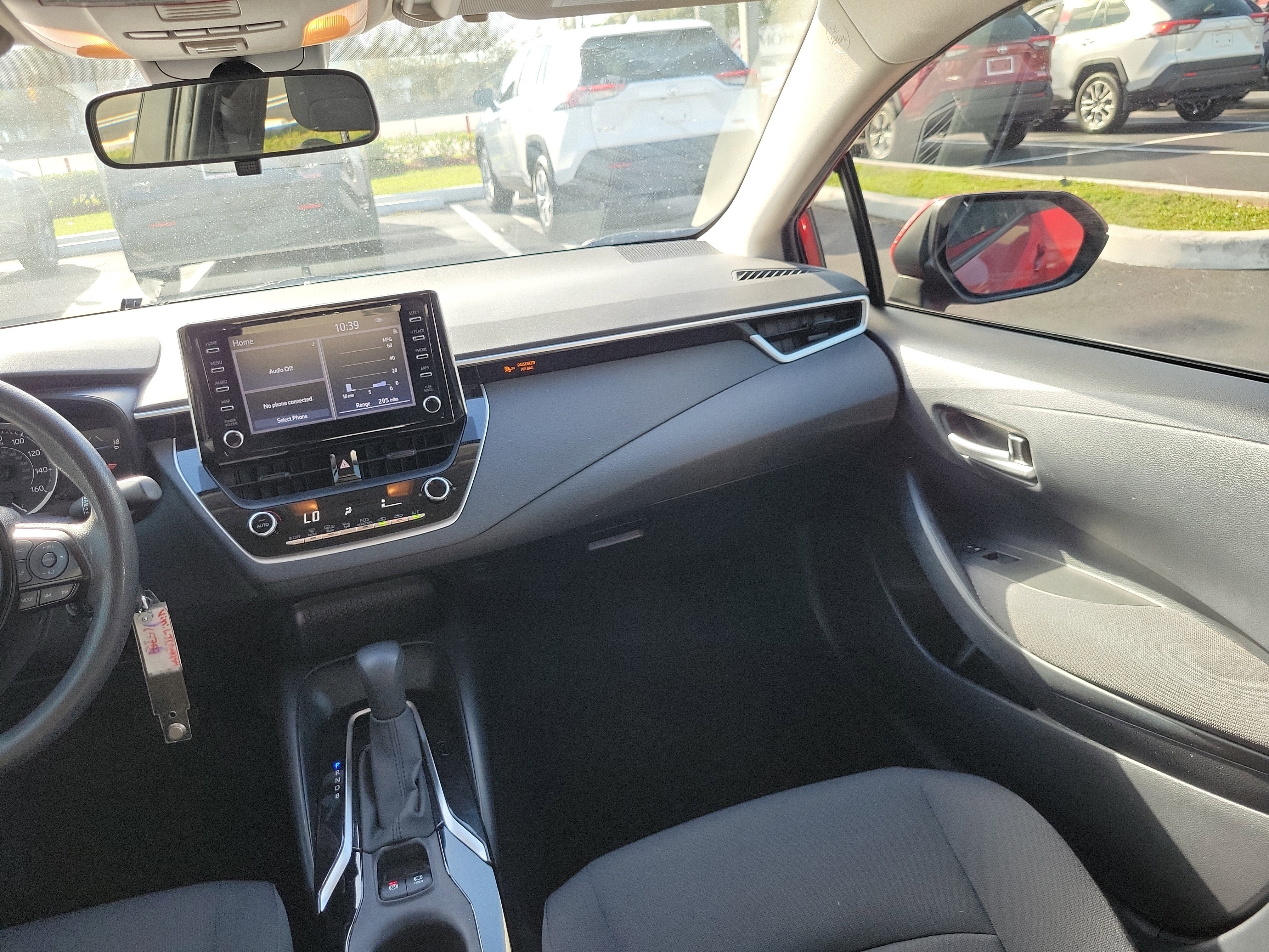 Used 2020 Toyota Corolla LE image 17