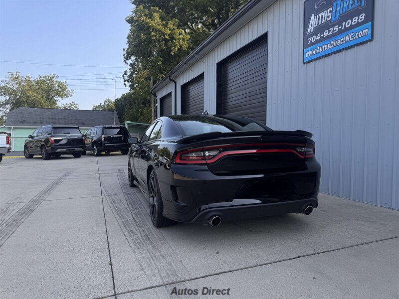 Used 2019 Dodge Charger Scat Pack w/ Plus Group RWD image 14