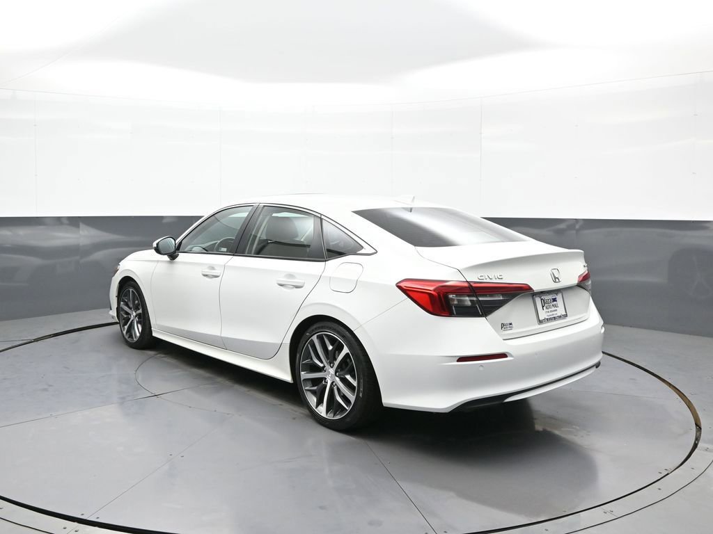 Used 2022 Honda Civic Touring image 8