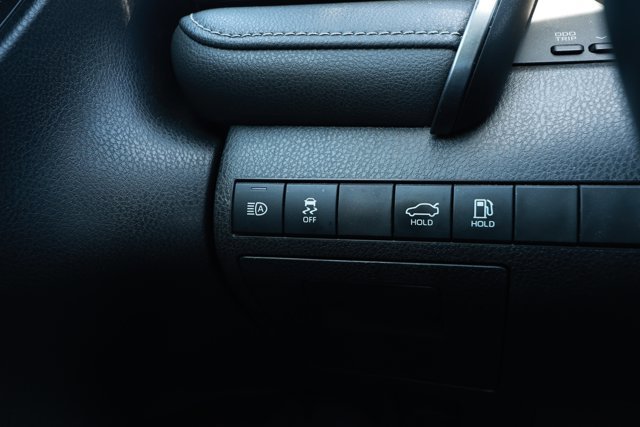 Used 2023 Toyota Camry SE FWD image 15