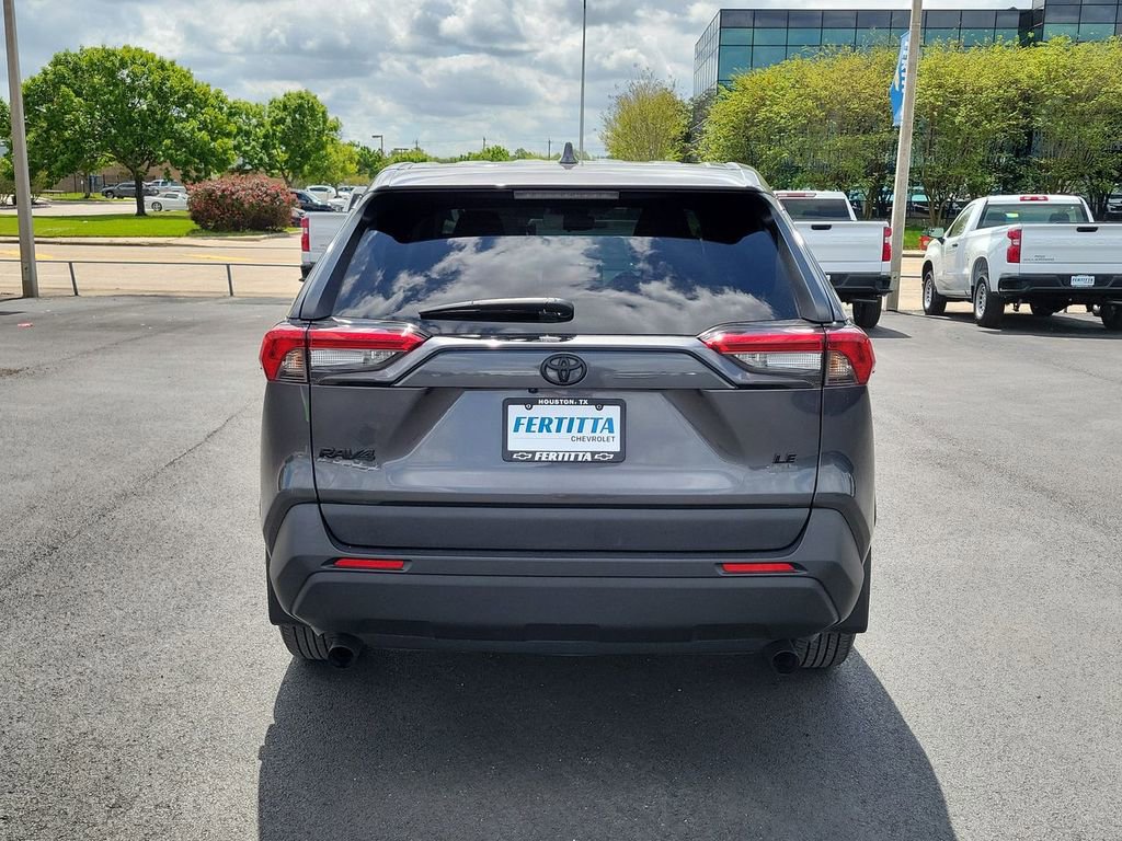 Used 2023 Toyota RAV4 LE image 5