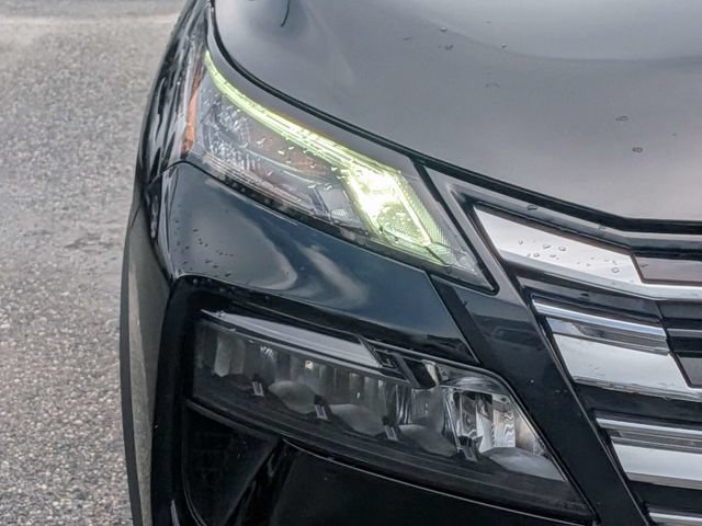 Used 2025 Nissan Rogue SV FWD image 7