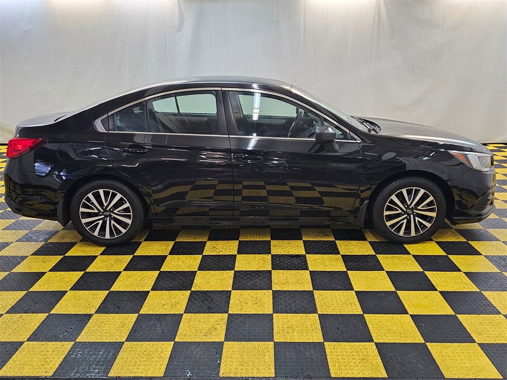 Used 2018 Subaru Legacy 2.5i w/ Alloy Wheel Package image 2