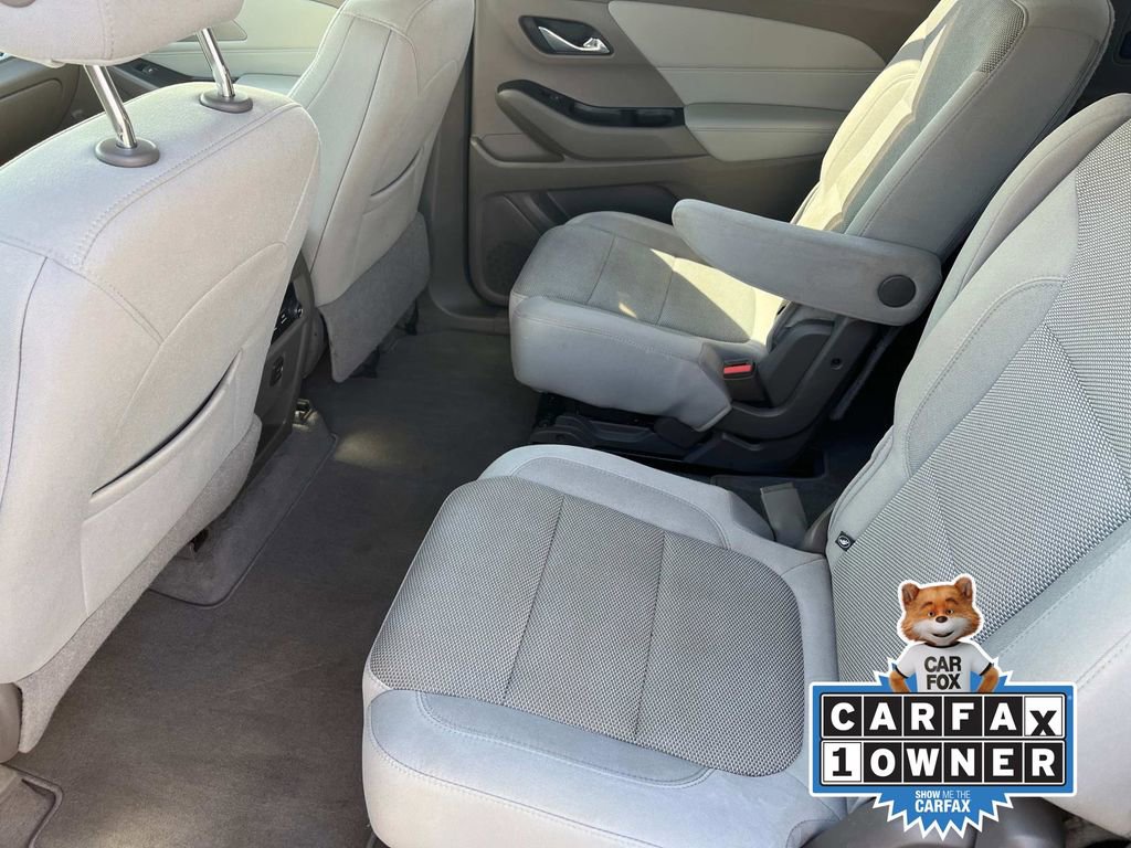 Used 2019 Chevrolet Traverse LT image 17
