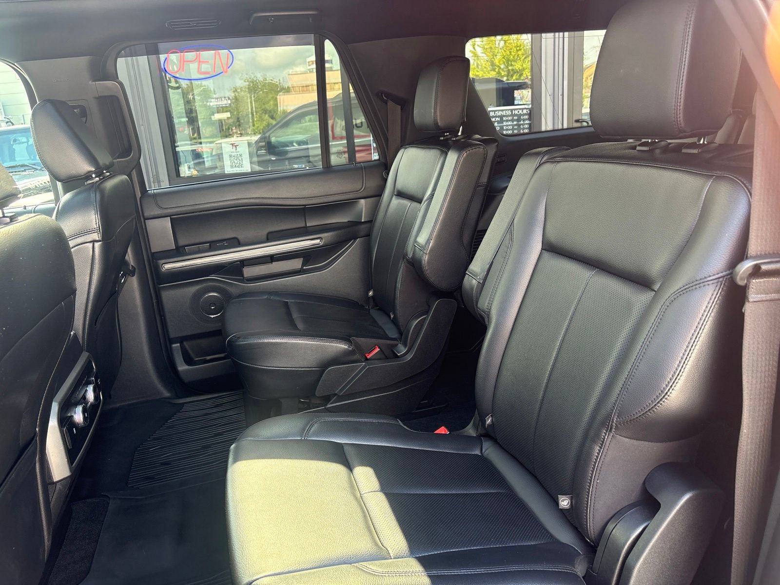 Used 2021 Ford Expedition Max XLT AWD/4WD image 14