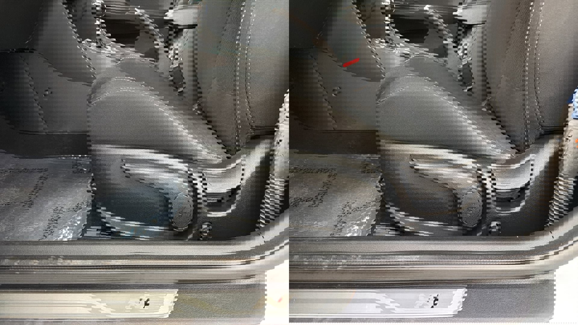 Used 2020 Hyundai Veloster N w/ Performance Package image 20