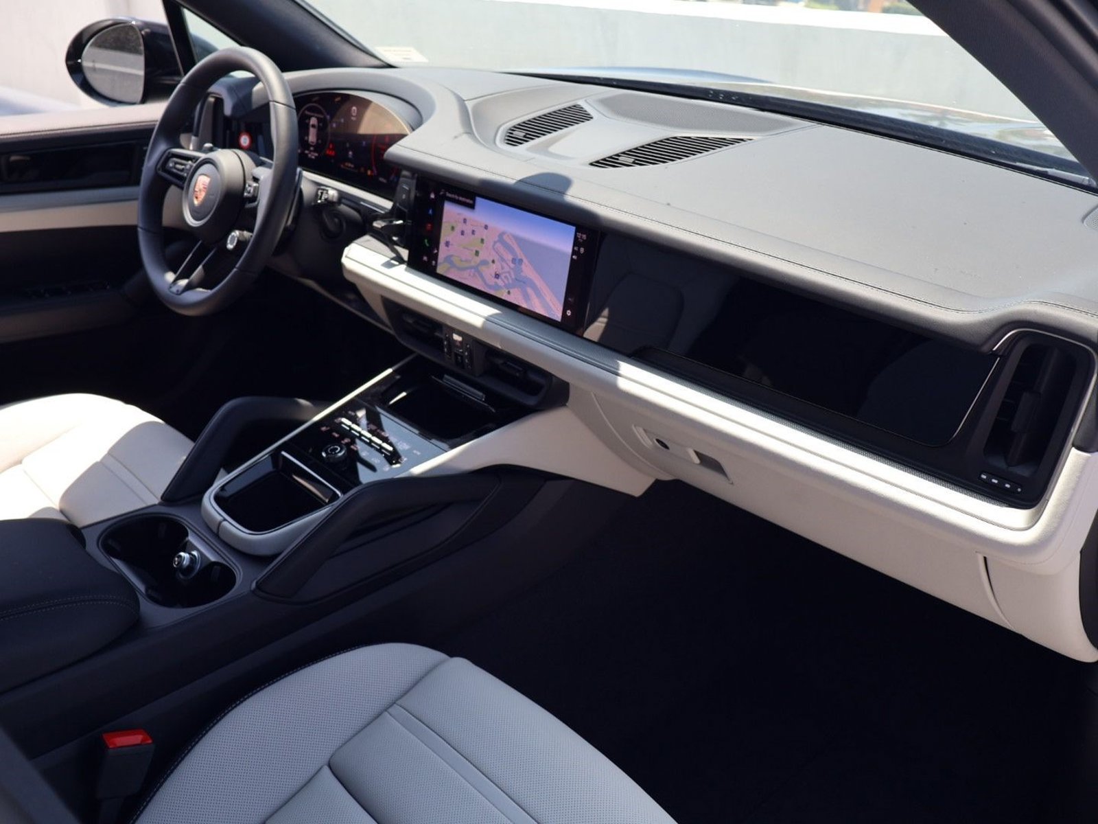 New 2026 Porsche Cayenne AWD/4WD image 25