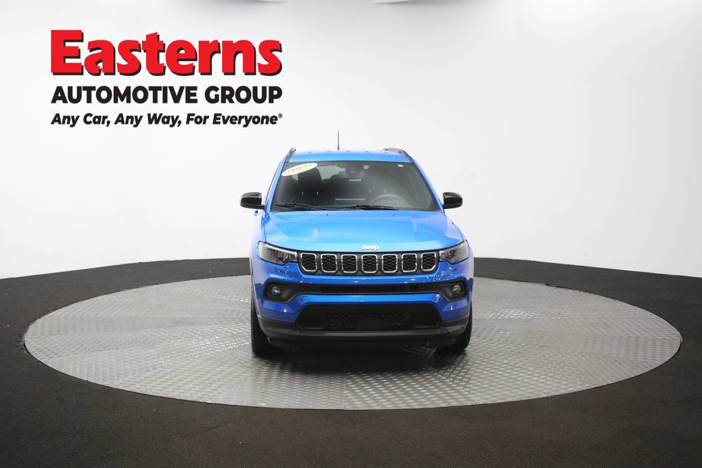 Used 2024 Jeep Compass Latitude AWD/4WD image 50