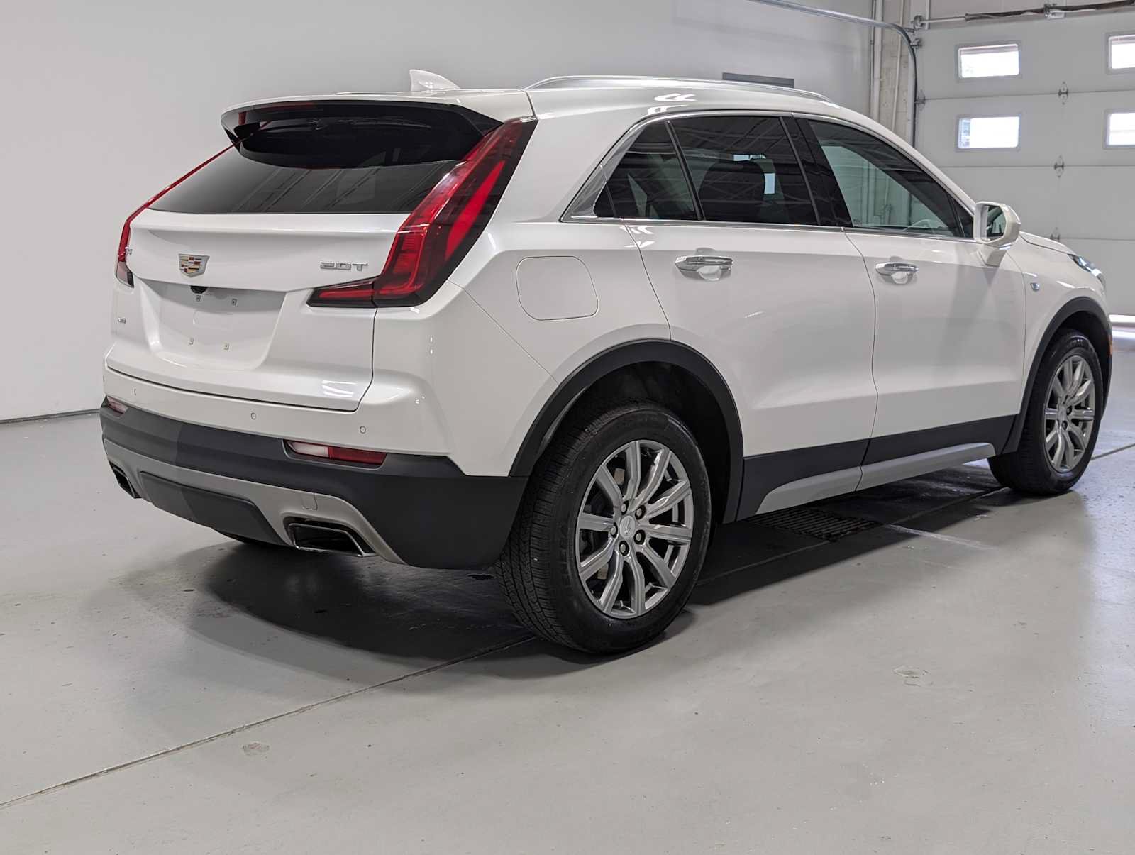 Used 2019 Cadillac XT4 Premium Luxury AWD/4WD image 8