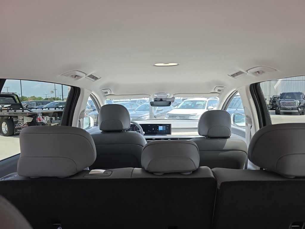 New 2026 Hyundai Ioniq 9 SEL image 15