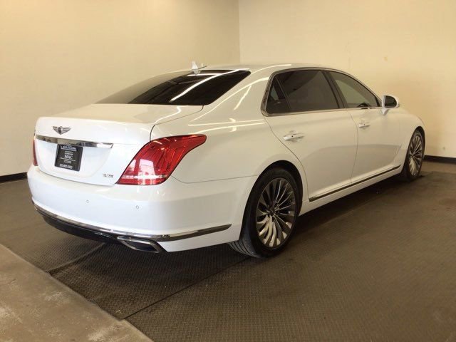 Used 2017 Genesis G90 3.3T Premium RWD image 6