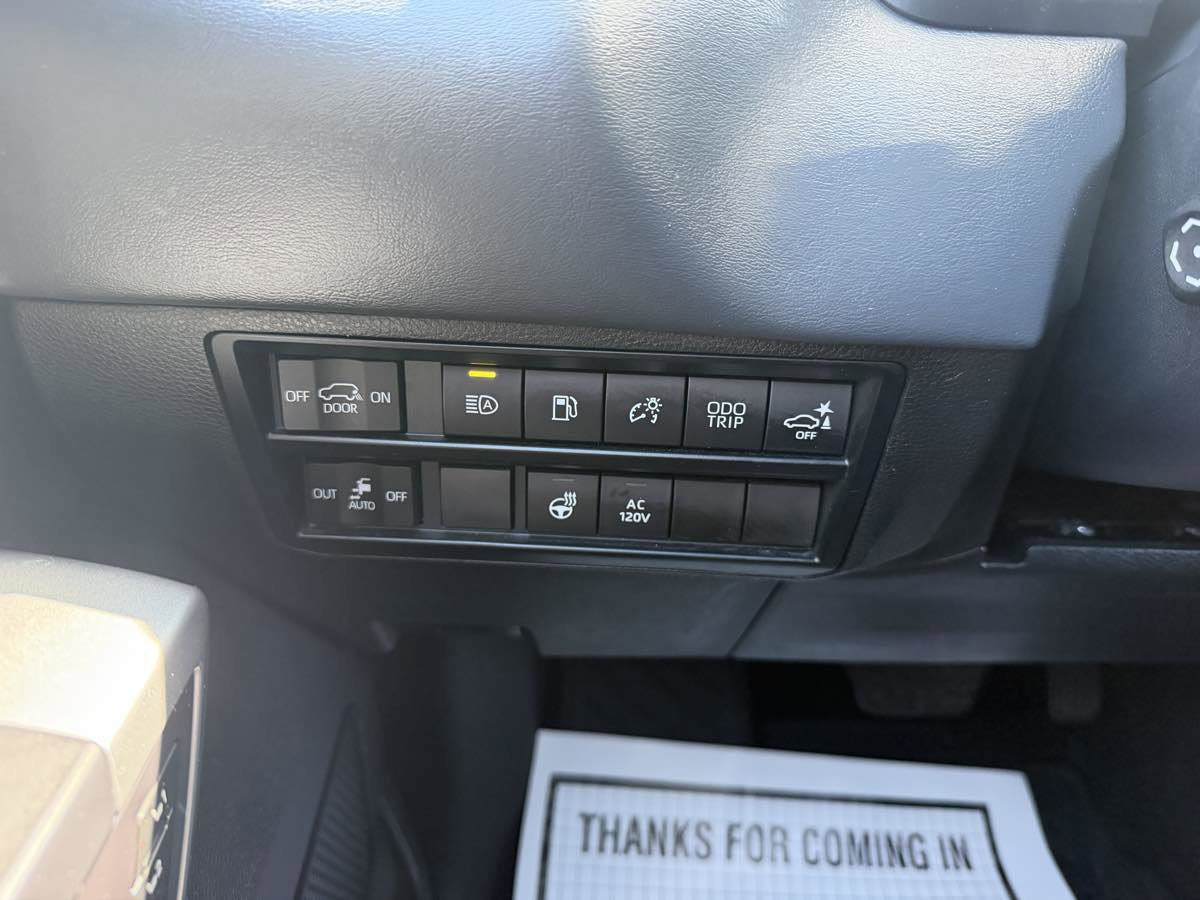 Used 2023 Toyota Sequoia Platinum AWD/4WD image 34