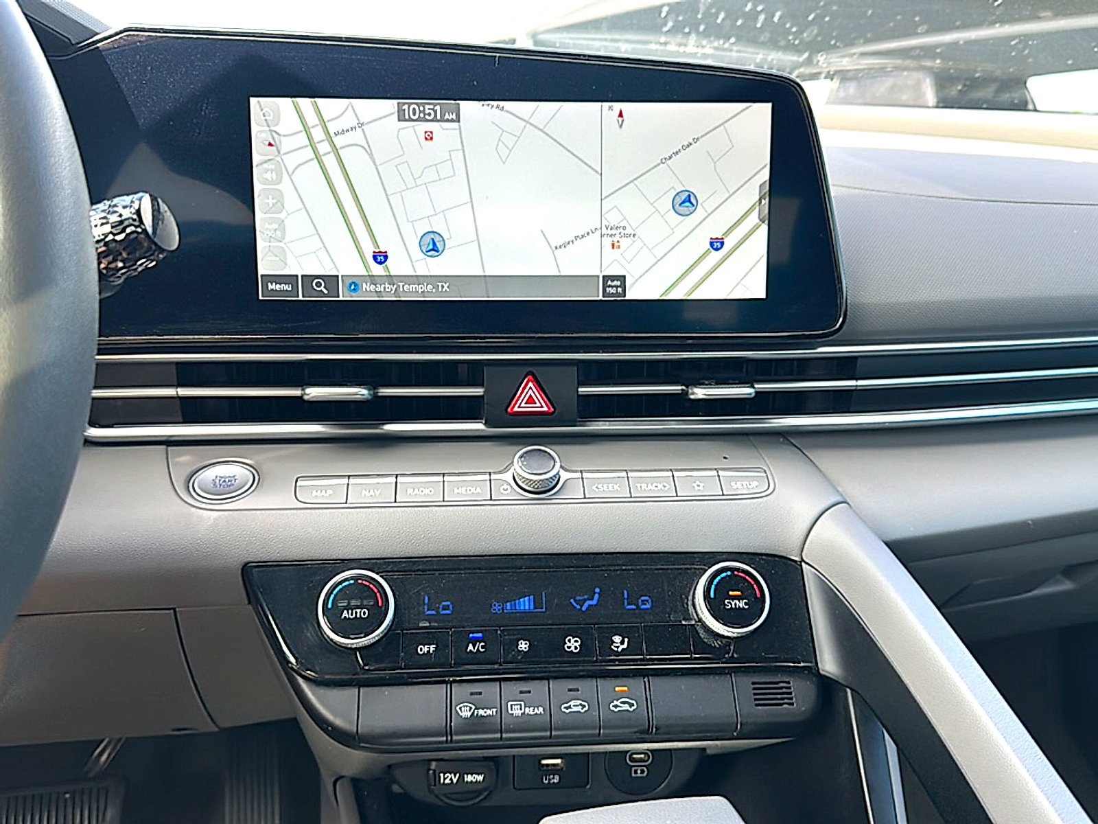 Used 2024 Hyundai Elantra SEL FWD image 31