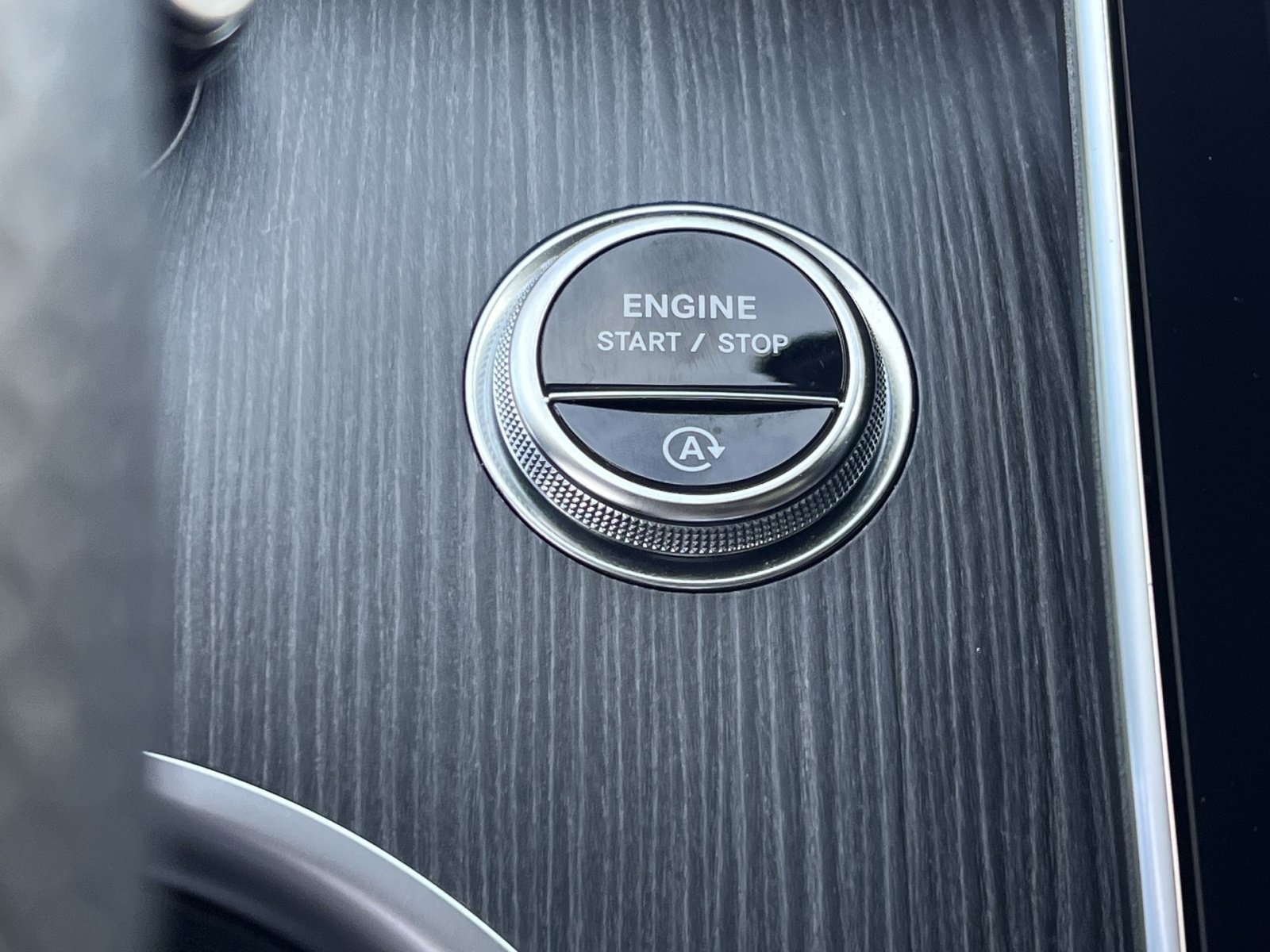 Used 2023 Mercedes-Benz C 300 4MATIC Sedan image 38