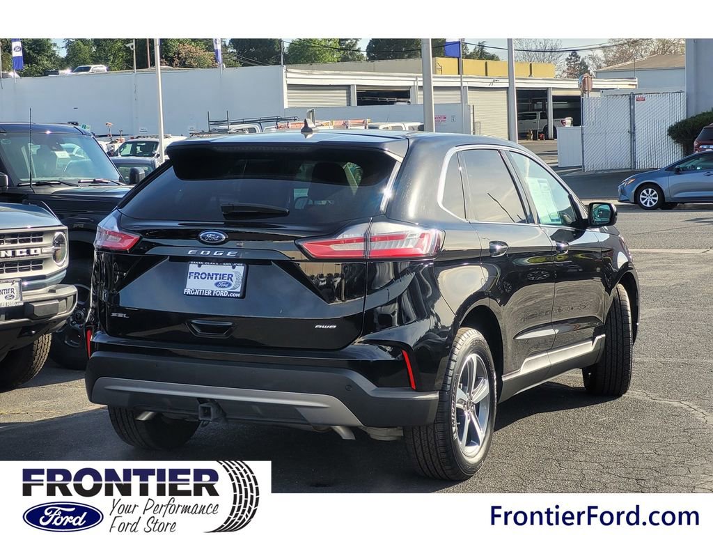 Used 2024 Ford Edge SEL w/ Convenience Package image 5