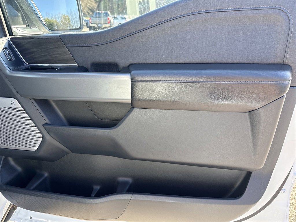 Used 2024 Ford F150 Lariat w/ FX4 Off-Road Package image 15