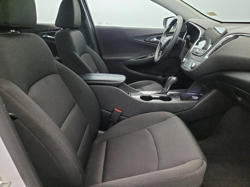 Used 2020 Chevrolet Malibu LT image 21
