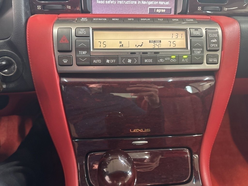 Used 2002 Lexus SC 430 Convertible image 8