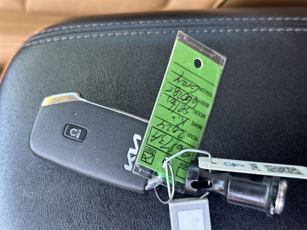 Used 2024 Kia Seltos EX AWD/4WD image 23