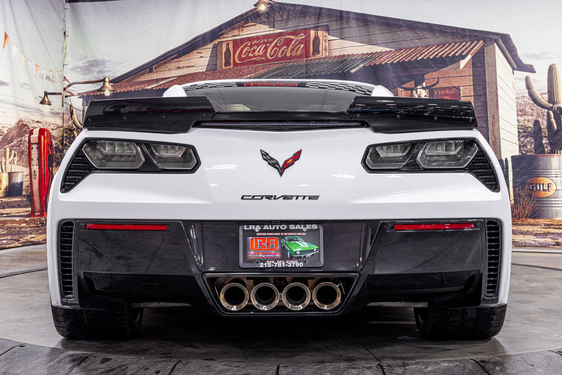 Used 2016 Chevrolet Corvette Z06 w/ 3LZ Preferred Equipment Group image 7