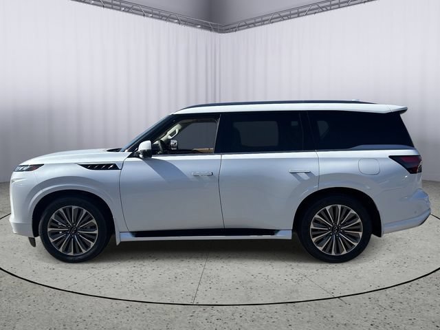 New 2027 INFINITI QX80 Luxe RWD image 3