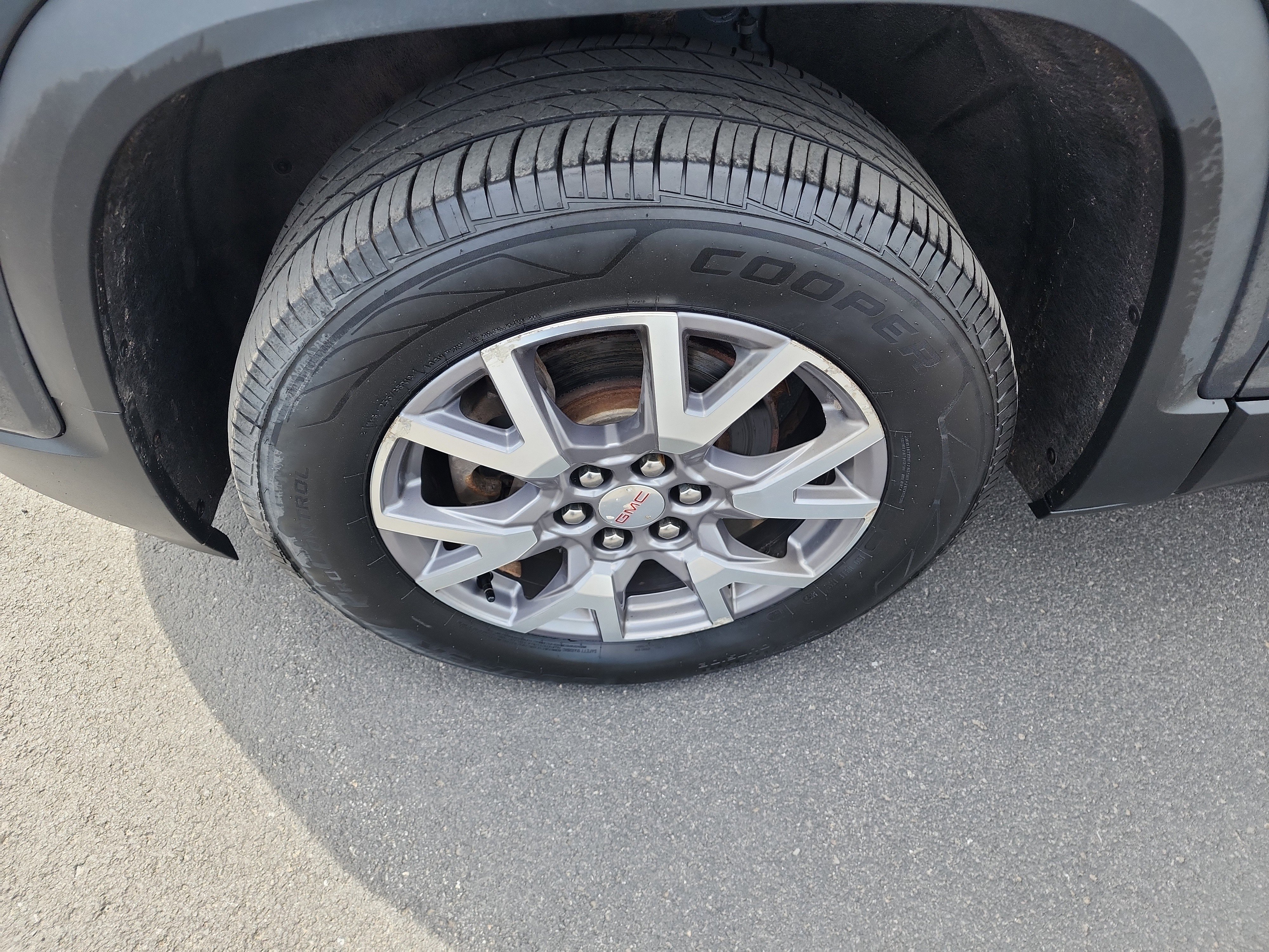 Used 2020 GMC Acadia SLT image 38