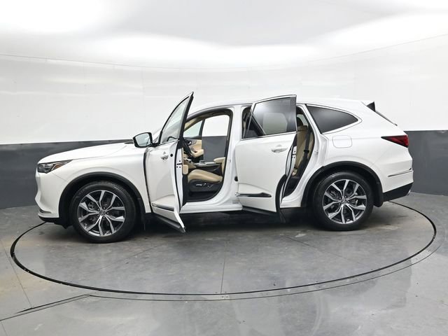 Used 2023 Acura MDX FWD w/ Technology Package image 37