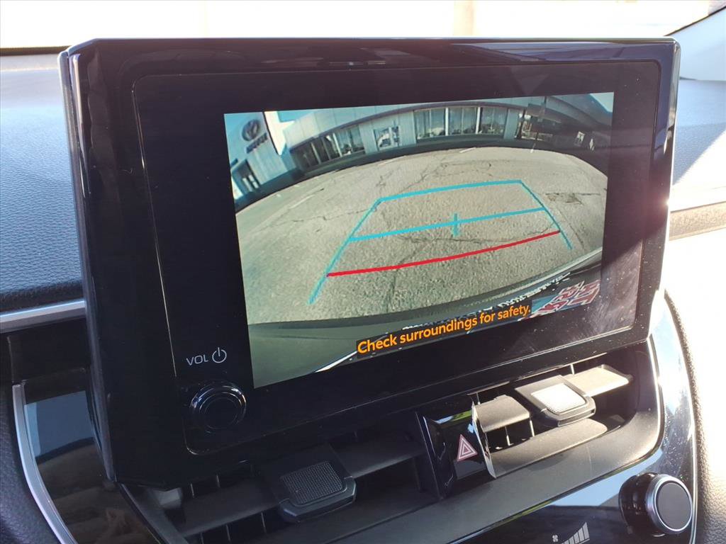 Certified 2024 Toyota Corolla Cross LE image 18