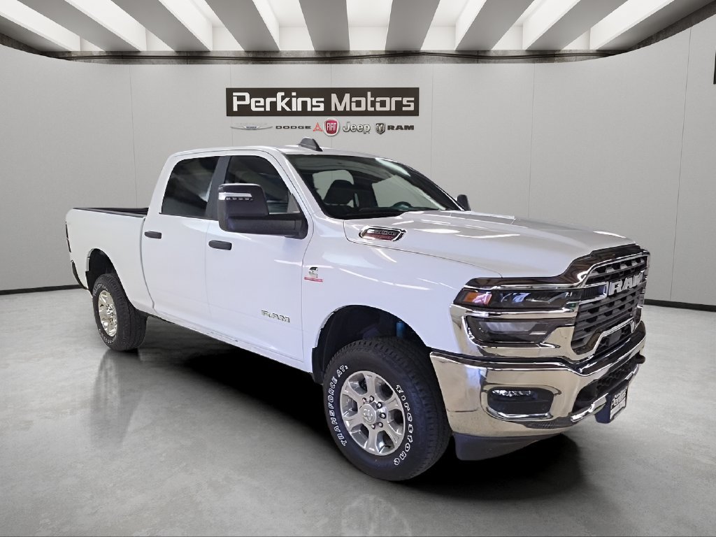 Used 2025 RAM 2500 Big Horn AWD/4WD image 7