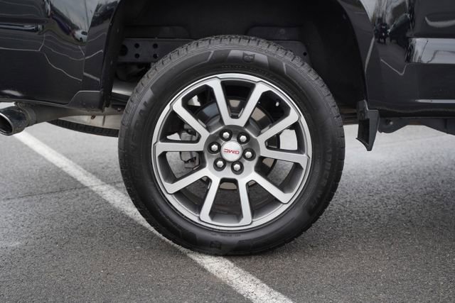 Used 2021 GMC Canyon Denali image 40