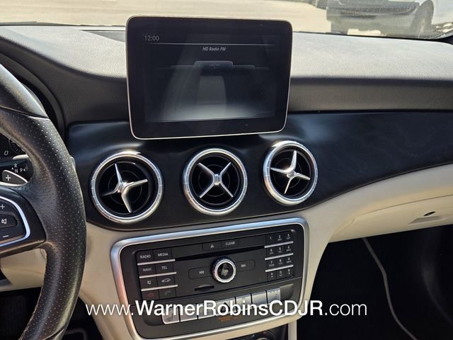 Used 2018 Mercedes-Benz CLA 250 4MATIC image 21